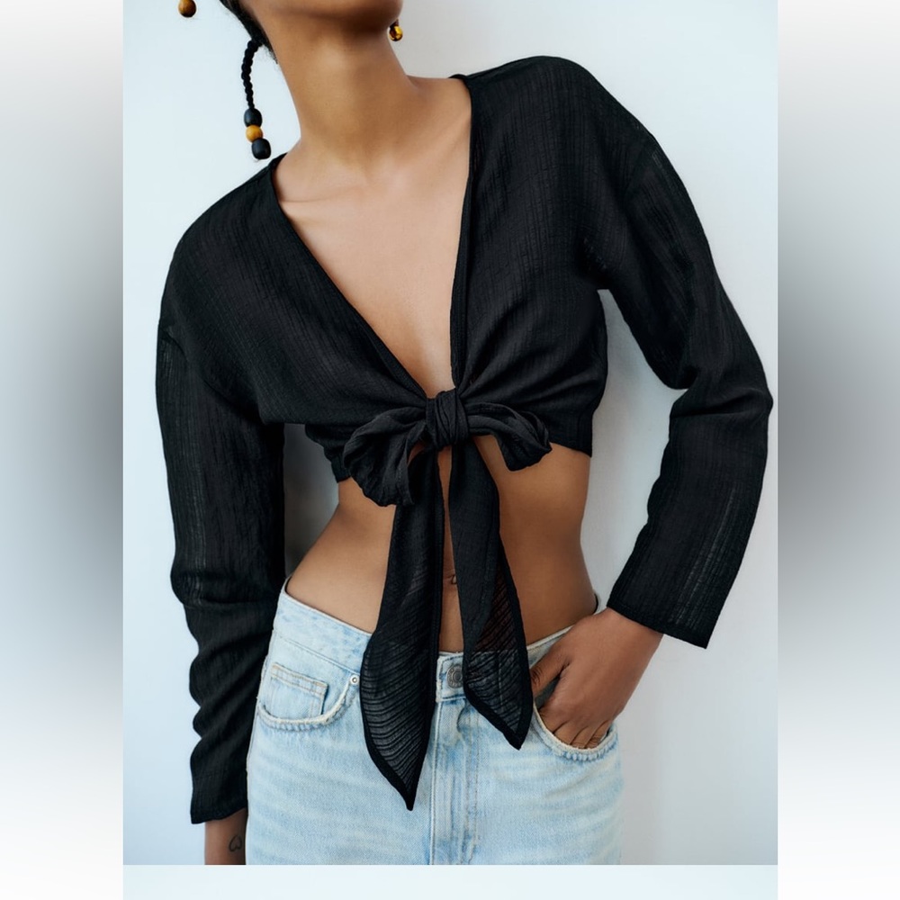 ZARA…knot structure shirt
